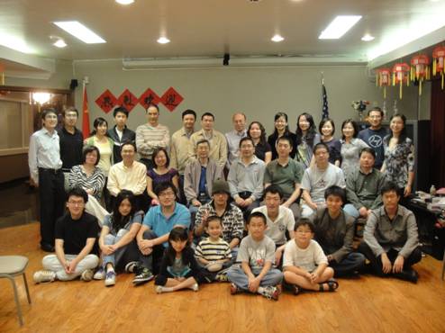 图片说明:2011年华理大休斯敦地区春季校友聚会合影