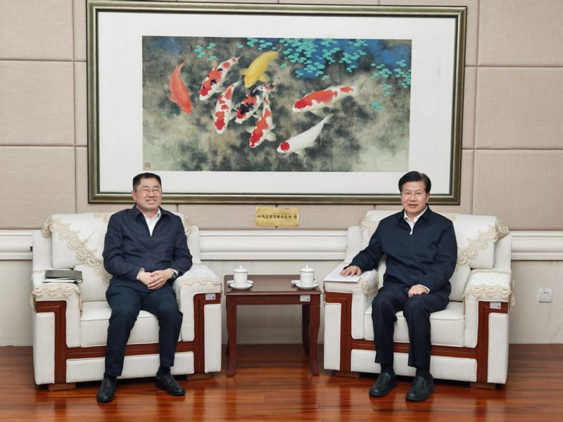 校党委书记蒋传海一行赴京拜访校友 共谋高质量发展新篇章